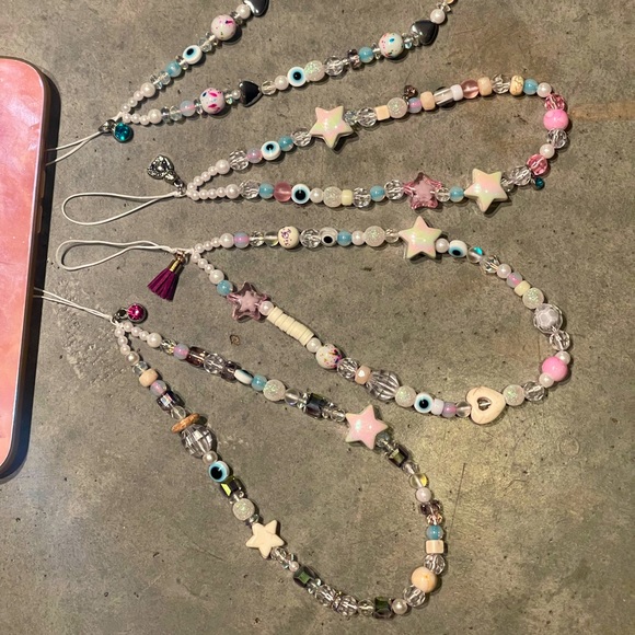 Phone String! White Jawbreaker Theme! 💖 - Picture 8 of 11